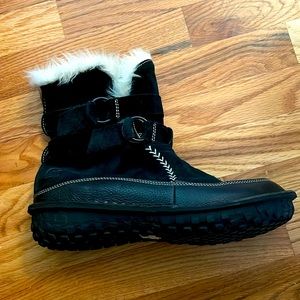 Sorel suede boot